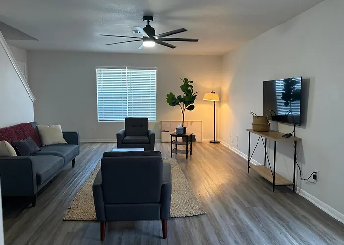 Cantabrian Townhomes Killeen